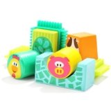 Why should kids play with wooden toys?